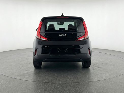 Used 2025 Kia Soul LX w/ LX Technology Package image 7