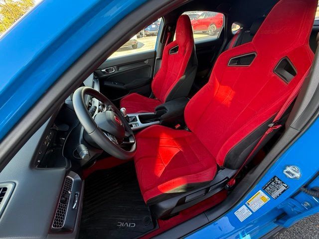 Used 2025 Honda Civic Type R image 8