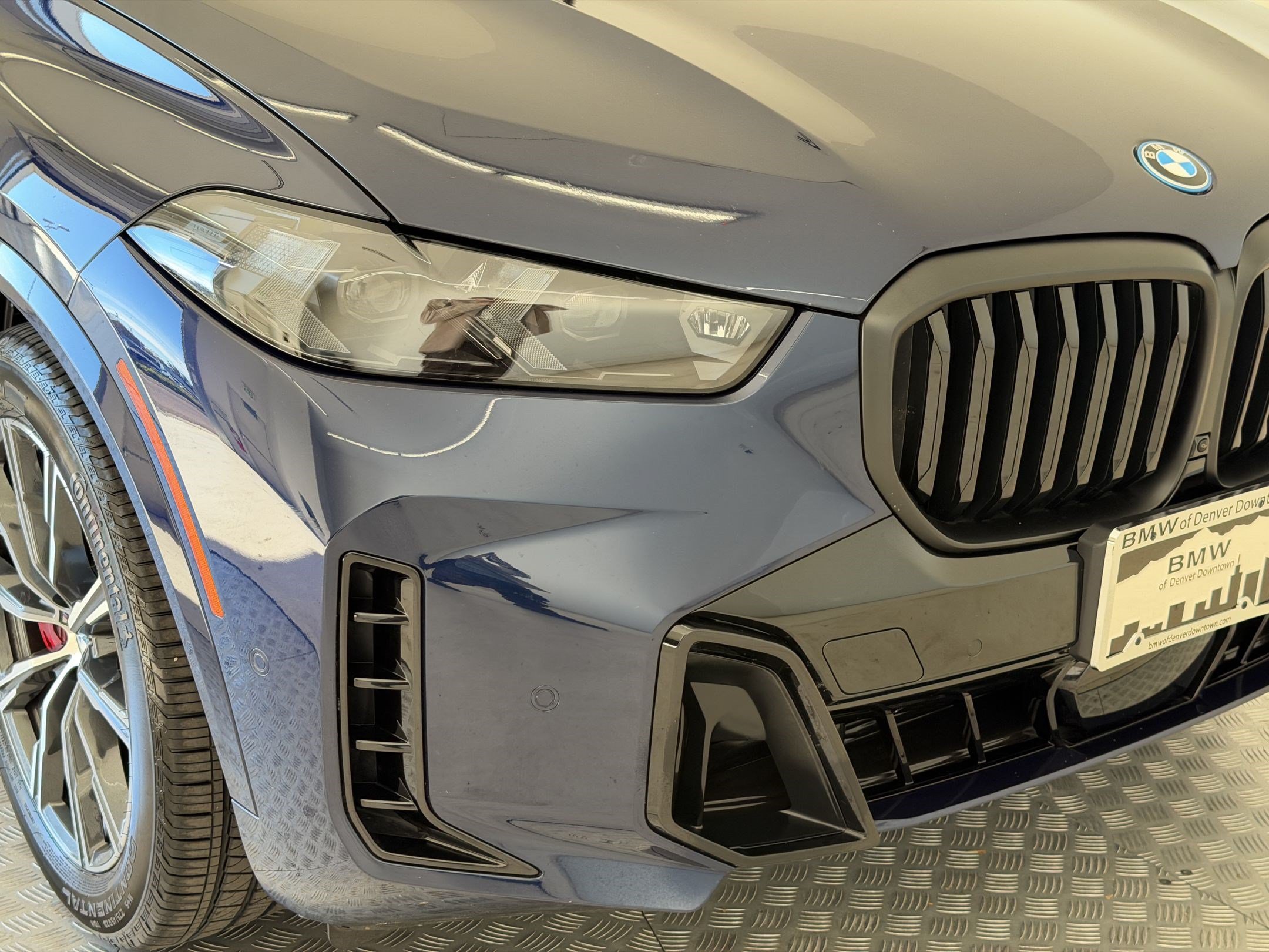 Certified 2026 BMW X5 xDrive50e w/ M Sport Package AWD/4WD image 12