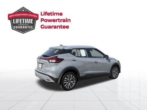 Used 2023 Nissan Kicks SV FWD image 6