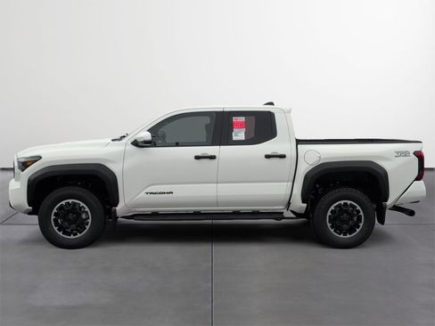 New 2026 Toyota Tacoma TRD Off-Road image 3
