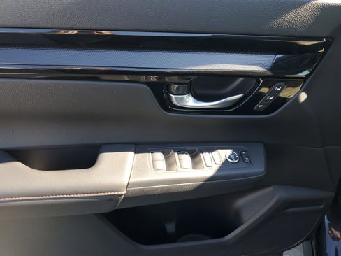 Certified 2025 Honda CR-V Sport Touring image 23