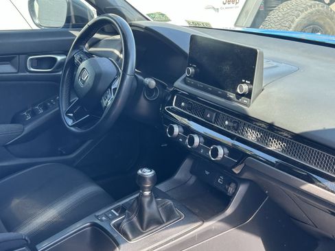 Used 2024 Honda Civic Sport image 9