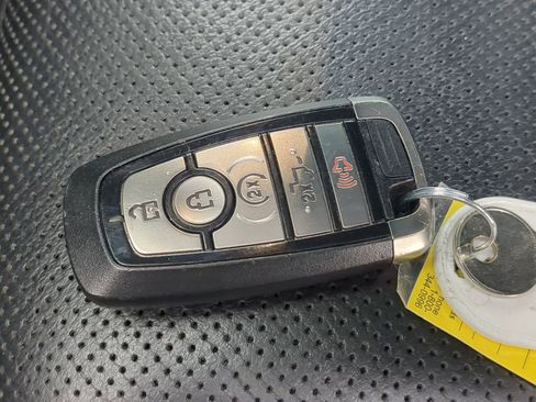 Used 2018 Ford F150 Raptor w/ Equipment Group 802A Luxury image 40