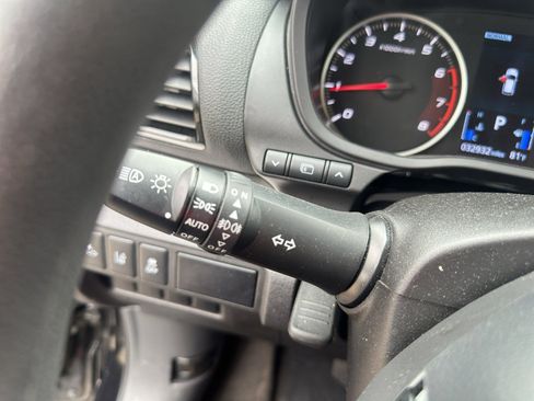 Used 2024 Mitsubishi Eclipse Cross LE AWD/4WD image 30