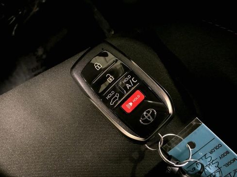 Used 2024 Toyota RAV4 SE w/ Weather & Moonroof Package AWD/4WD image 15