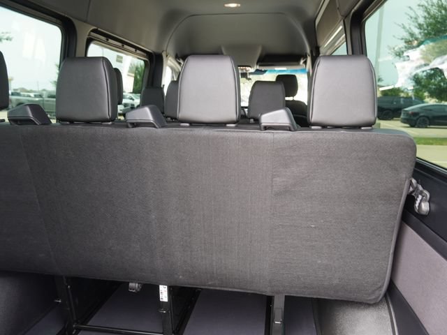 Used 2025 Mercedes-Benz Sprinter 2500 image 12