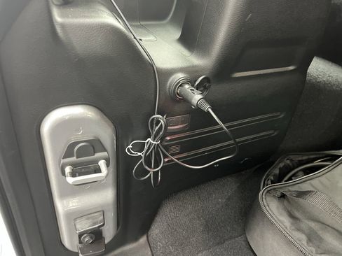 Used 2021 Jeep Wrangler Unlimited Rubicon 4xe w/ Steel Bumper Group image 29