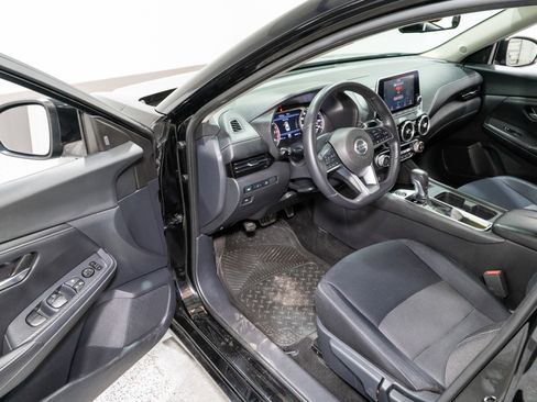Used 2020 Nissan Sentra SV image 12