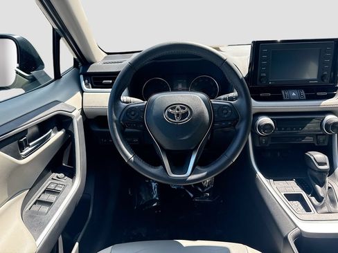 Used 2022 Toyota RAV4 XLE Premium FWD image 21