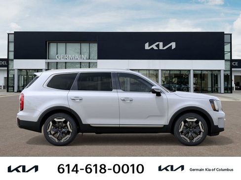 New 2025 Kia Telluride S image 10