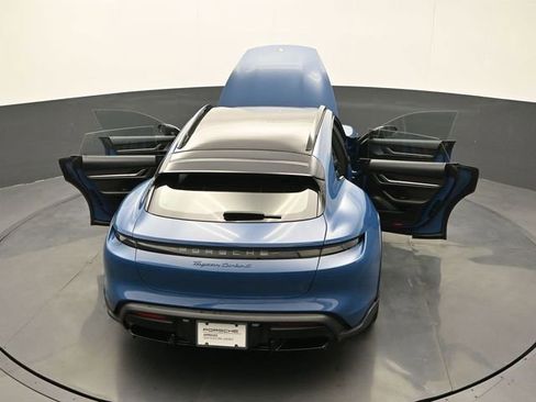 Certified 2022 Porsche Taycan Turbo S w/ Premium Package AWD/4WD image 25