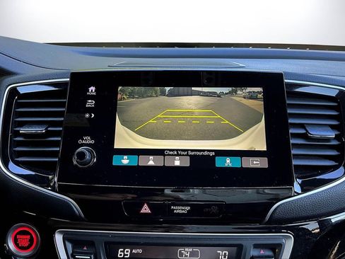 Used 2022 Honda Pilot Black Edition image 13