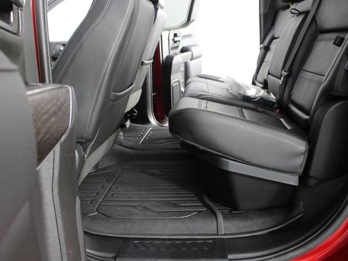 Used 2022 GMC Sierra 1500 Denali w/ Denali Premium Package AWD/4WD image 19