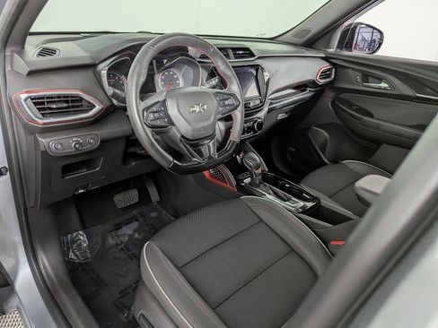 Used 2023 Chevrolet TrailBlazer RS w/ Sun and Liftgate Package FWD image 19