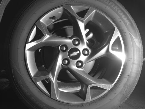 Used 2025 Chevrolet Trax LT w/ LT Convenience Package FWD image 14