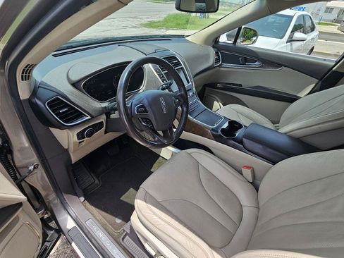 Used 2016 Lincoln MKX Select w/ Select Plus Package FWD image 15