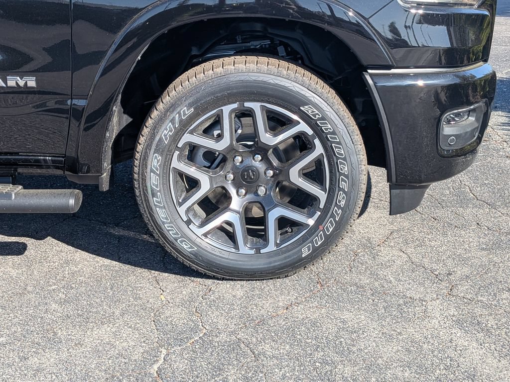 New 2026 RAM 1500 Laramie AWD/4WD image 12