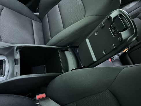 Used 2023 Chevrolet Malibu LT FWD image 25