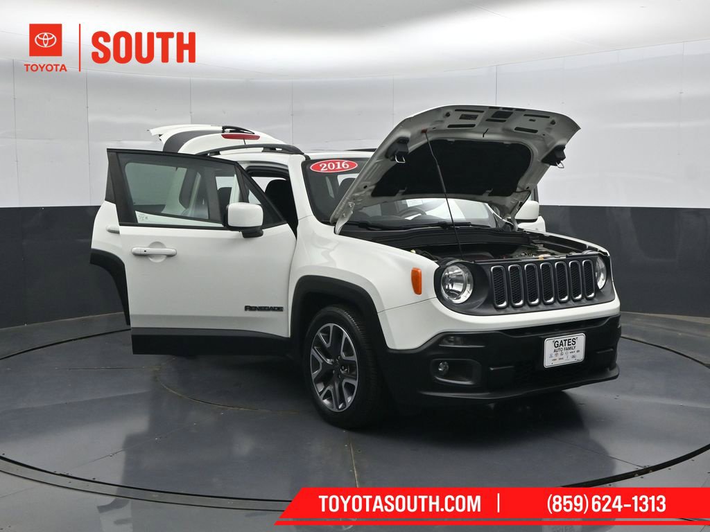 Used 2016 Jeep Renegade Latitude w/ Safety & Security Group FWD image 54