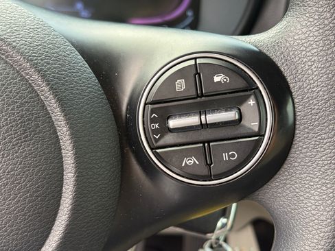 Used 2024 Kia Soul LX w/ Option Group 015 FWD image 21