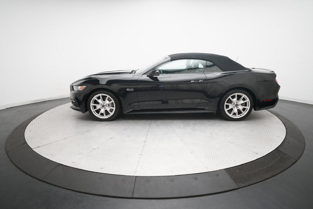 Used 2015 Ford Mustang GT Premium w/ Equipment Group 401A RWD image 22