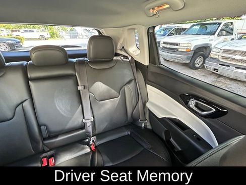 Certified 2022 Jeep Compass Limited w/ Elite Group image 13