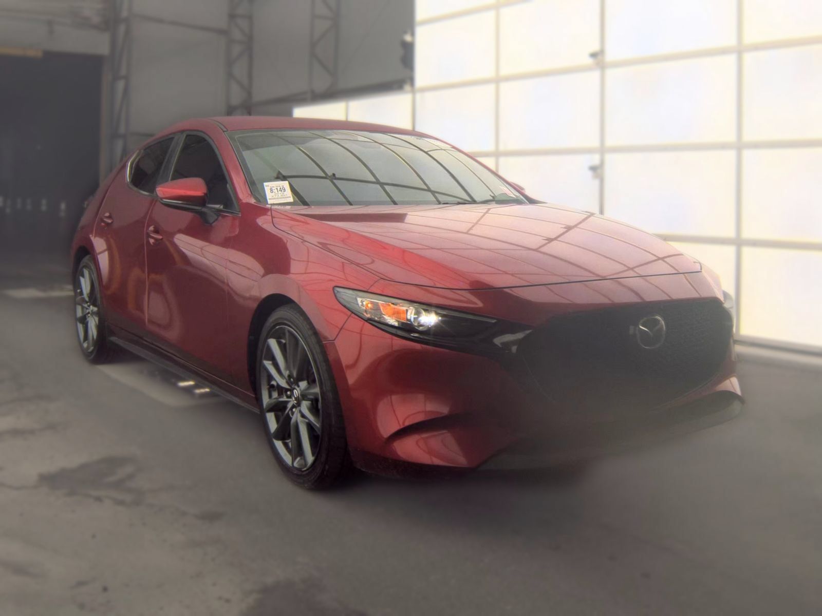 Used 2019 MAZDA MAZDA3 Hatchback FWD image 4