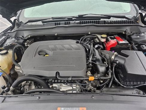 Used 2015 Ford Fusion SE image 26