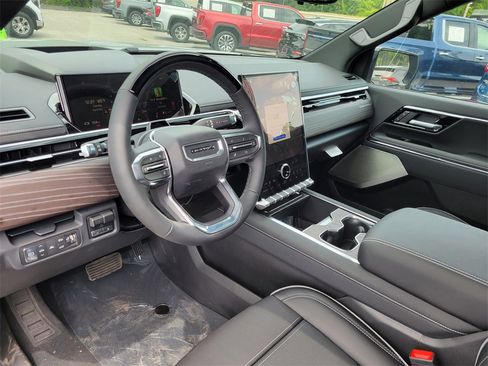 New 2025 GMC Sierra EV Denali image 10