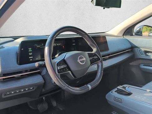 Used 2023 Nissan Ariya AWD/4WD image 9