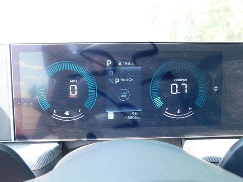 Used 2025 Hyundai Sonata SEL FWD image 6