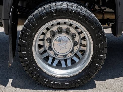 Used 2024 GMC Sierra 3500 Denali Ultimate AWD/4WD image 61