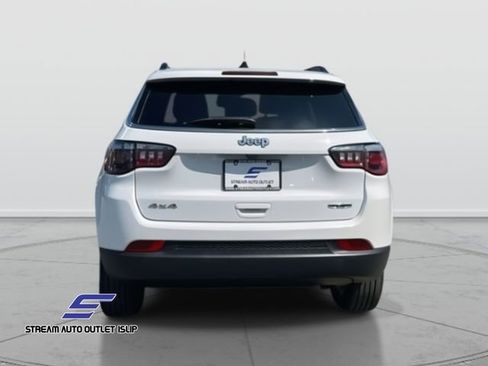 Used 2022 Jeep Compass Latitude image 7