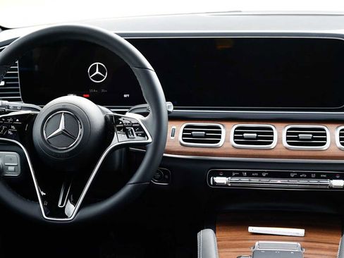 Used 2026 Mercedes-Benz GLE 350 4MATIC image 12