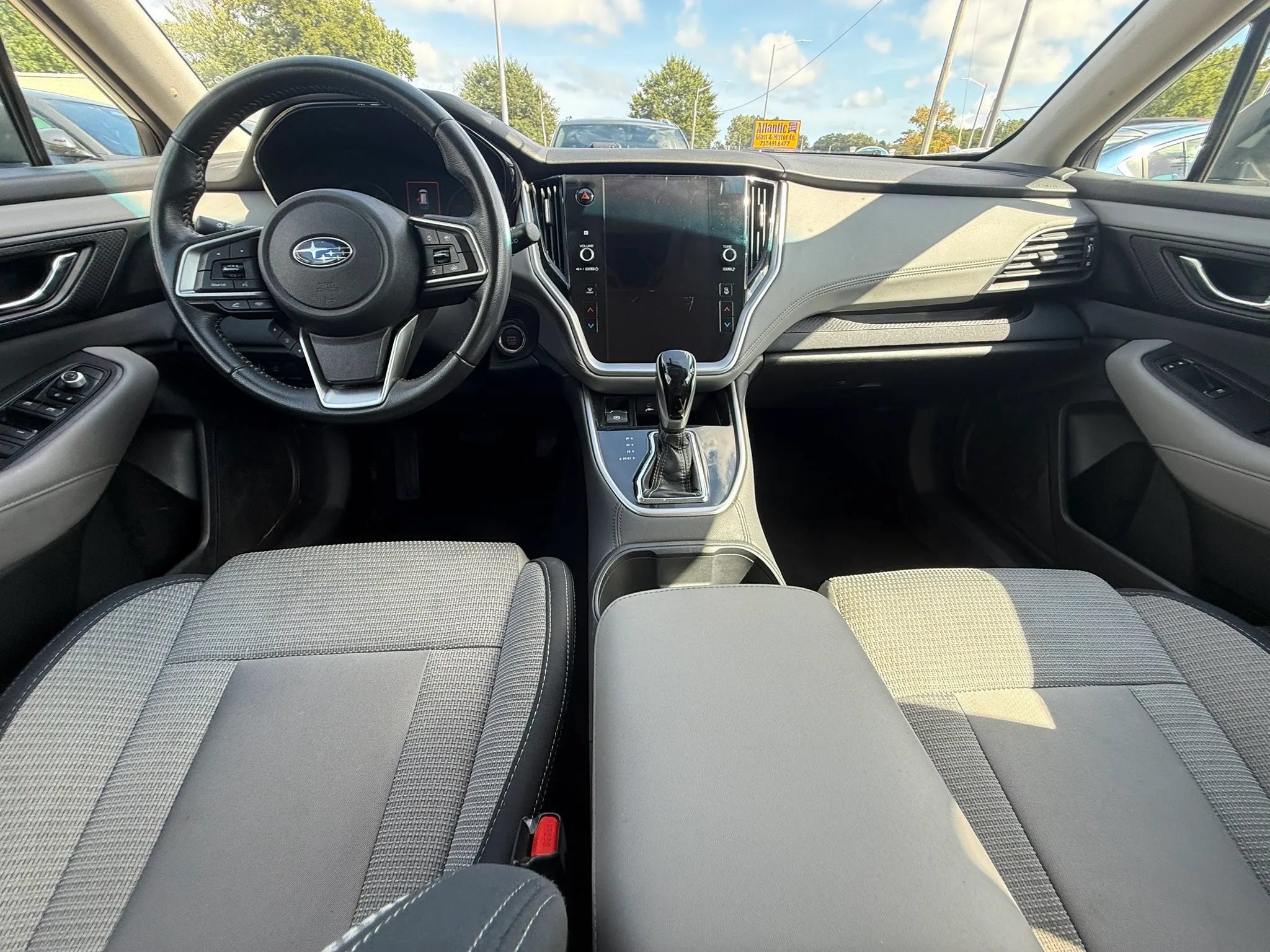 Used 2022 Subaru Outback Premium AWD/4WD image 11