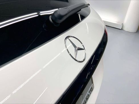 New 2026 Mercedes-Benz GLC 300 image 15