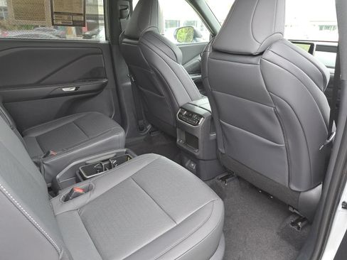 Used 2026 Lexus TX 500h AWD w/ Technology Package image 11
