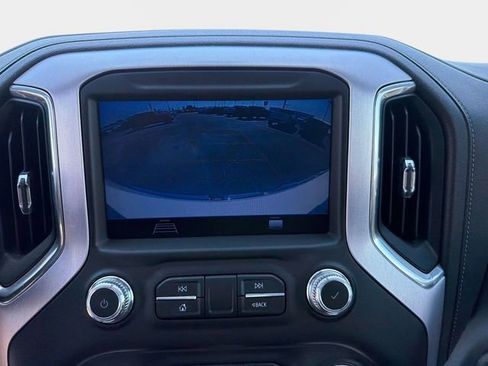 Used 2020 GMC Sierra 1500 Elevation w/ Elevation Value Package image 23