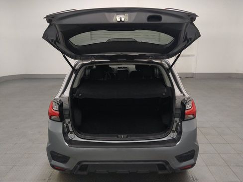 Used 2020 Mitsubishi Outlander Sport SE FWD image 29