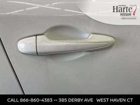 Used 2017 Toyota RAV4 XLE w/ Plus Special Value Package AWD/4WD image 15