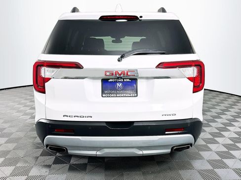 Used 2023 GMC Acadia SLT image 9