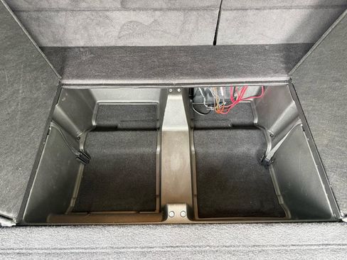 Used 2020 Dodge Durango AWD image 34