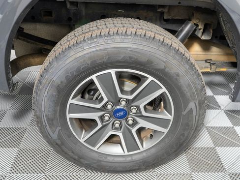 Used 2016 Ford F150 XLT w/ Equipment Group 302A Luxury image 29