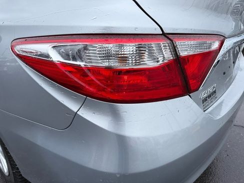 Used 2016 Toyota Camry LE FWD image 17