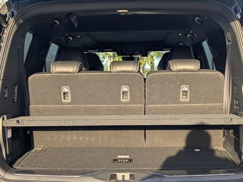 New 2026 INFINITI QX80 Autograph w/ Premium Cargo Package image 12