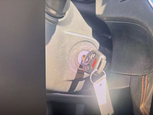 Used 2023 Subaru Crosstrek 2.0i Premium image 18