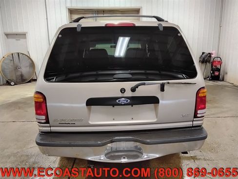 Used 1998 Ford Explorer XLT AWD/4WD image 8