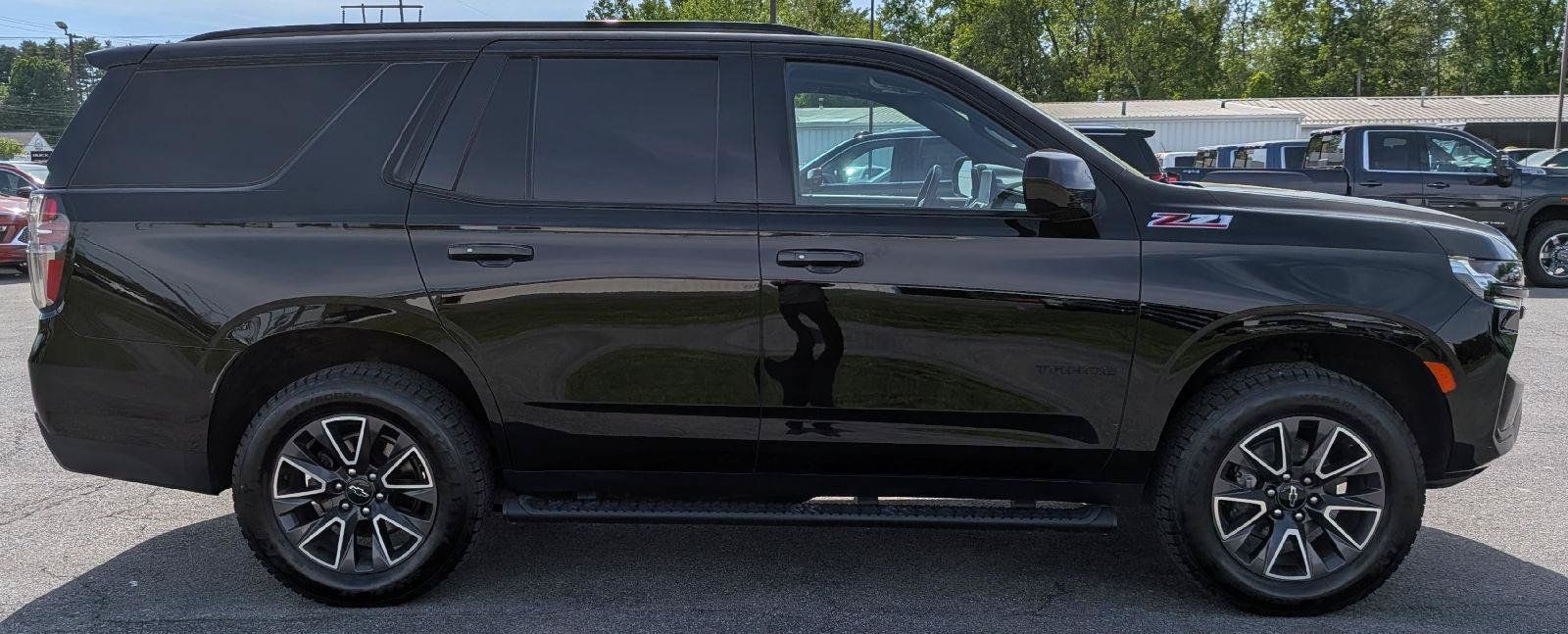 Used 2023 Chevrolet Tahoe Z71 AWD/4WD image 6