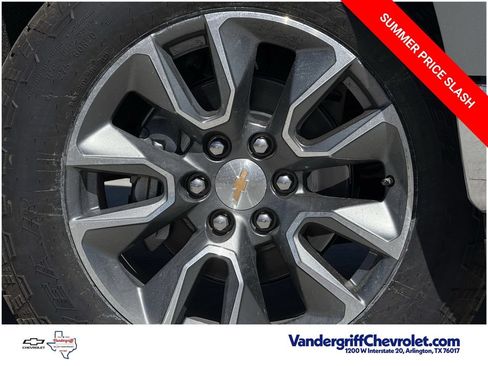 New 2026 Chevrolet Silverado 1500 LT w/ Texas Edition Plus AWD/4WD image 9